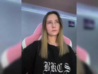 Unearthly bongacams stream image