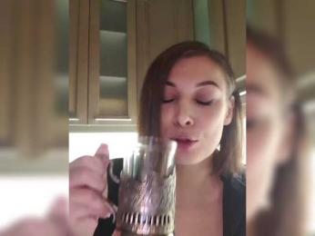 LadyLLS bongacams stream image