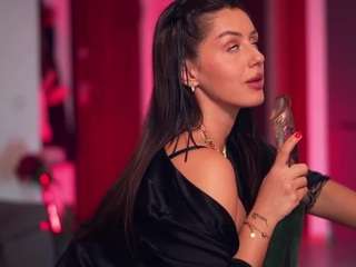 adalline camsoda stream image