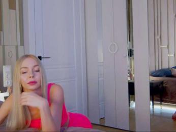 WhiteGirl-one bongacams stream image