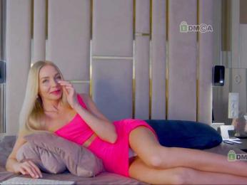 WhiteGirl-one bongacams stream image