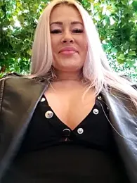 MILFBARBY stripchat stream image
