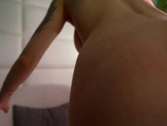 JuliaDragon bongacams stream image