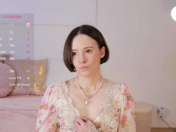 MissEssie bongacams stream image