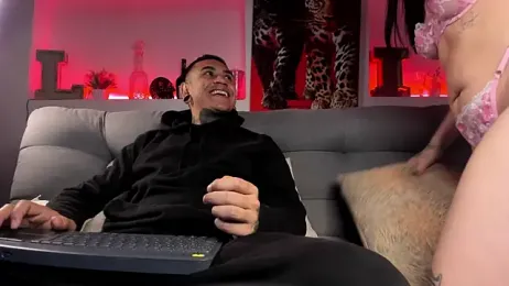 sweetdeviils_666 stripchat stream image