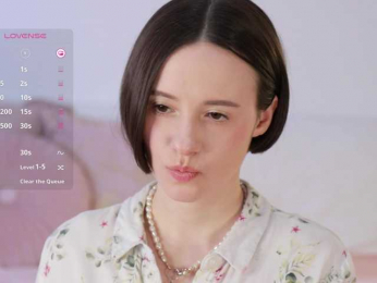 MissEssie bongacams stream image