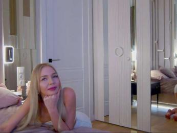 WhiteGirl-one bongacams stream image