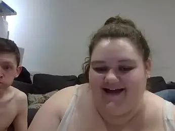 curvy_crystal stripchat stream image