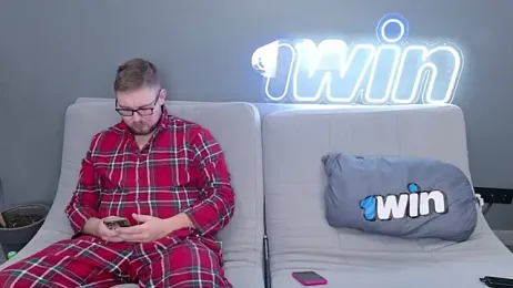 Ksenny stripchat stream image