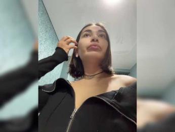 wlcm2talilia bongacams stream image