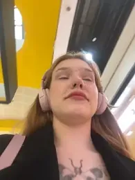 Honey___Hot stripchat stream image