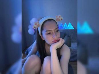 whiteTEA bongacams stream image