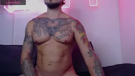 marco_allison01 stripchat stream image