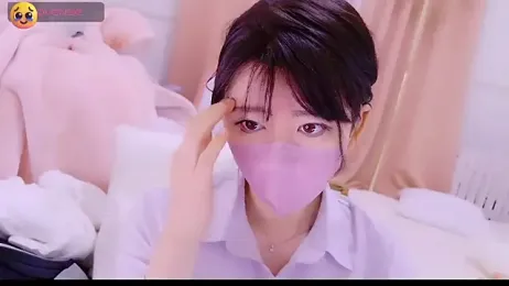 maii- stripchat stream image