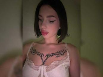 BabyDarii bongacams stream image