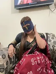 HoneyBearCpl stripchat stream image