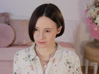 MissEssie bongacams stream image