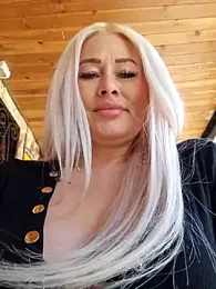 MILFBARBY stripchat stream image