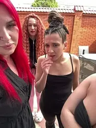 RollingGirlzzz stripchat stream image