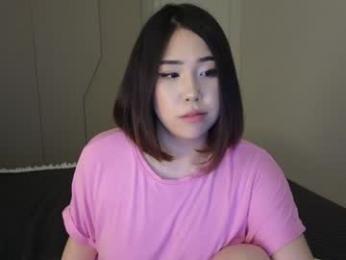 ki_mi chaturbate stream image