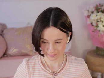 MissEssie bongacams stream image