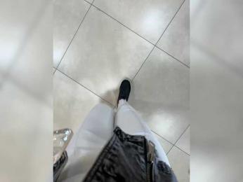 wlcm2talilia bongacams stream image