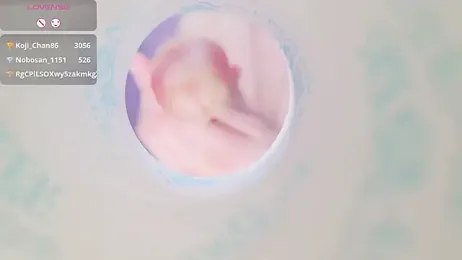 aaanyan stripchat stream image