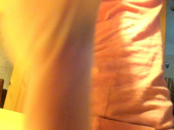 Frummi bongacams stream image