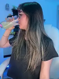 Sharon_07 stripchat stream image