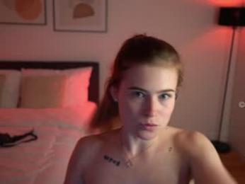chloewildd chaturbate stream image