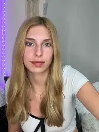 emma05 stripchat stream image