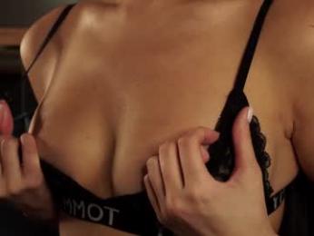 emilybatee chaturbate stream image