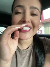 Sara_fun stripchat stream image