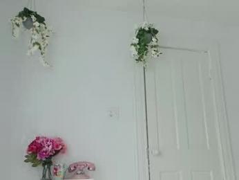 littlegreekflower chaturbate stream image