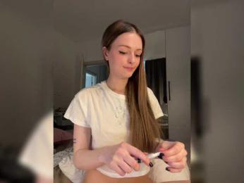 duloveli bongacams stream image