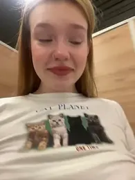 Honey___Hot stripchat stream image