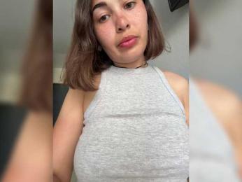 wlcm2talilia bongacams stream image