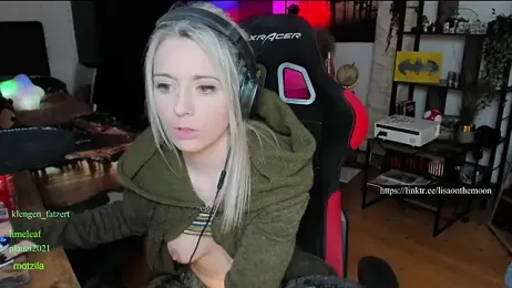 Lisaonthemoon stripchat stream image