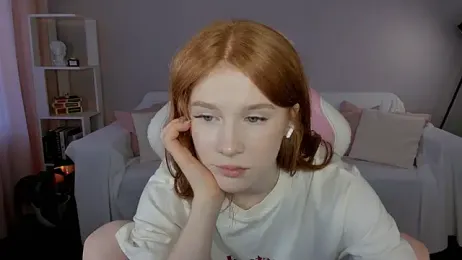 Leahsthetics stripchat stream image