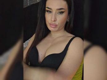 XStrawberryX bongacams stream image