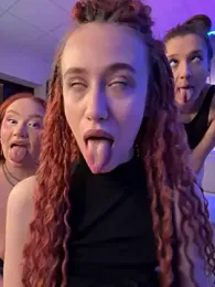 RollingGirlzzz stripchat stream image